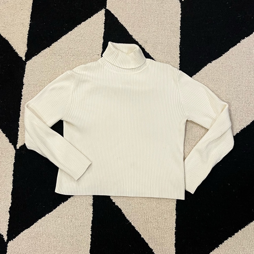 VINTAGE Turtleneck Sweater